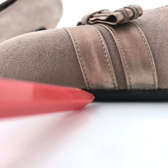 Bally Italy Suede Pumps Taupe Rose Gold Slip On Heels Bow Womens Size 8N - Picture 10 of 11